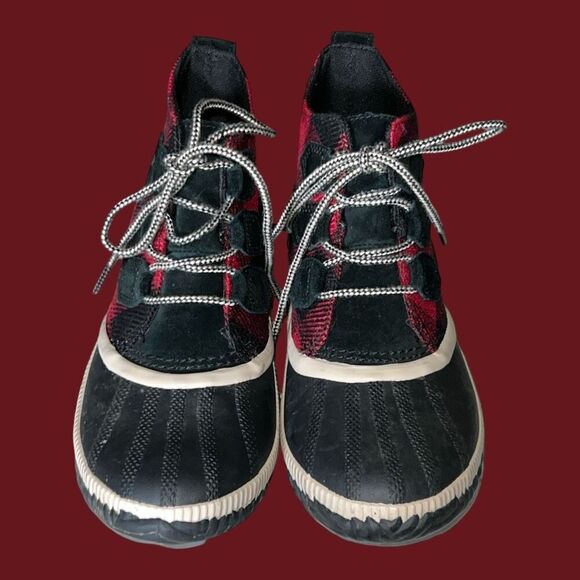 Women’s Sorel Out N About Plus Buffalo Plaid Boots Size 8 - Picture 2 of 7